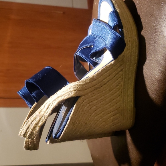 **BRAND NEW** Nine West Vintage America Collection 4 inch Wedges Size 6 1/2 US - Picture 3 of 6